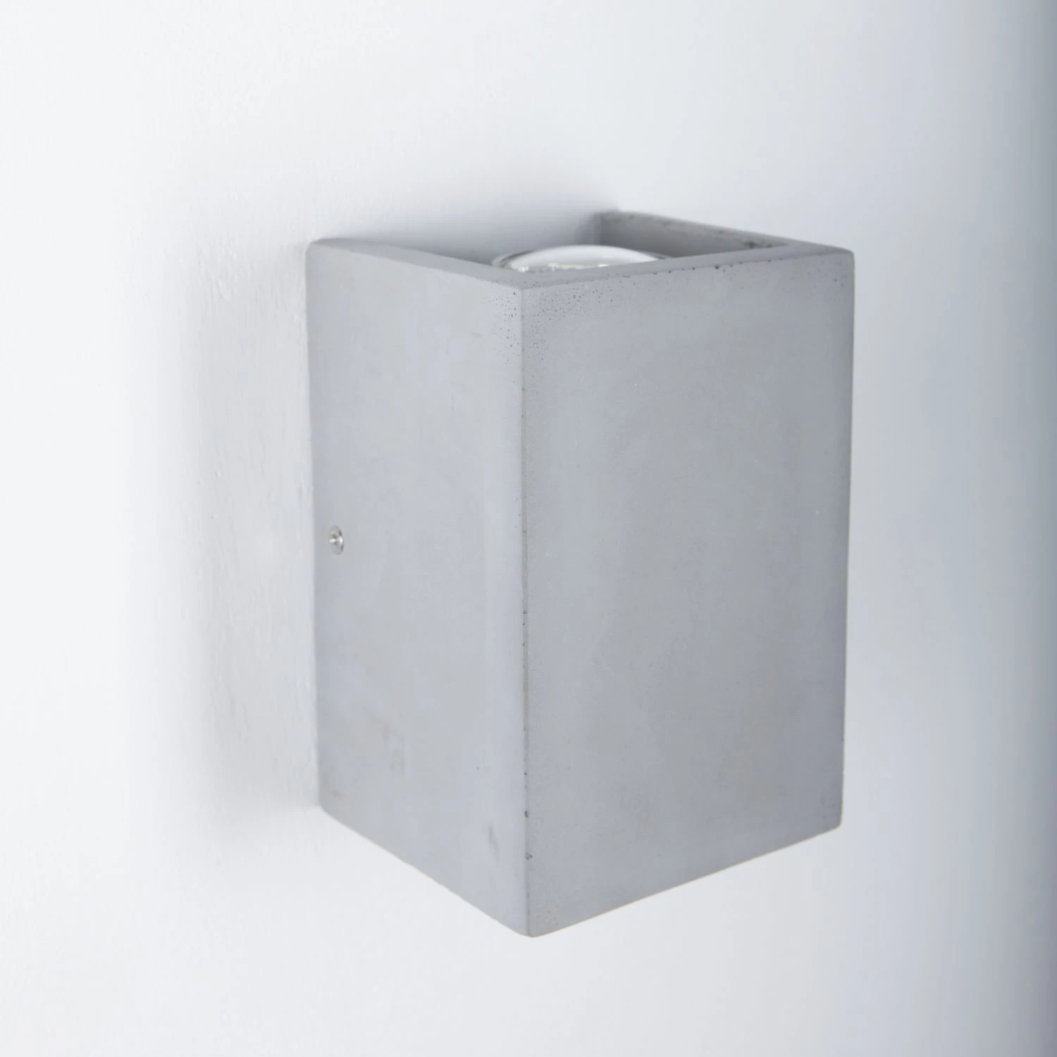 Trio Up and down Wandleuchte Cube aus Beton 8 Trio Up and down Wandleuchte Cube aus Beton – Bild 8