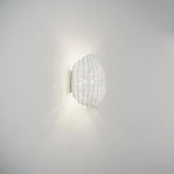Designer- Wandleuchte Tati von Arturo Alvarez in Weiß