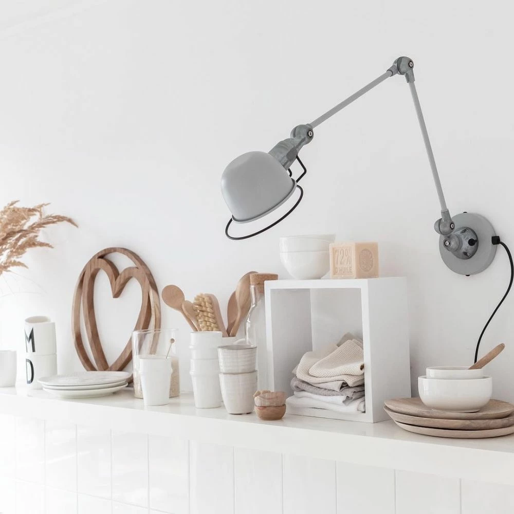 Steinhauer Wandleuchte im Industrie-Stil mit einstellbarem Arm, Klassiker, schwenkbar, mit Direktschalter, E14, in 4 Farben 3 Steinhauer Wandleuchte im Industrie-Stil mit einstellbarem Arm, Klassiker, schwenkbar, mit Direktschalter, E14, in 4 Farben – Bild 3