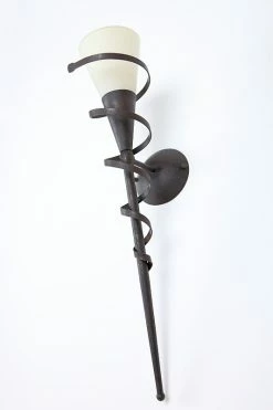 LHG Lights LHG Spiral Wandfackel in rost-braun, Wandleuchte, romantische Fackelleuchte mit cremefarbigem für stimmungsvolles Licht, gesandeten Glas (Scavoglas), 58 cm hoch -Wandleuchten Verkaufsladen lhg spiral wandfackel 591839 lhg mb50021