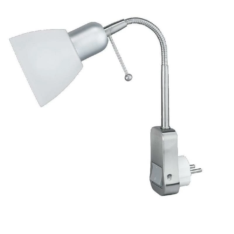 Trio Steckdosenleuchte in Nickel matt 1 Trio Steckdosenleuchte in Nickel matt