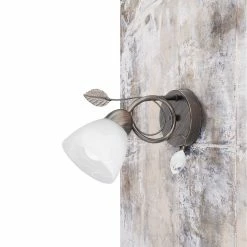 Trio Wandleuchte Traditio 1 flammig in weiß oder rost