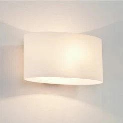 Illumina Astro Lighting Wandleuchte, Glas weiß, flach, diffuses Licht, dimmfähig, 2 Größen